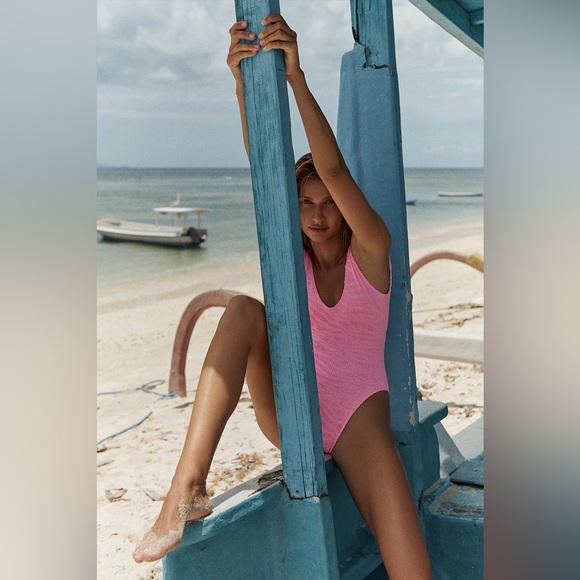 Bond-eye mara one piece, Pink Tiger, $175 - Picture 3 of 15